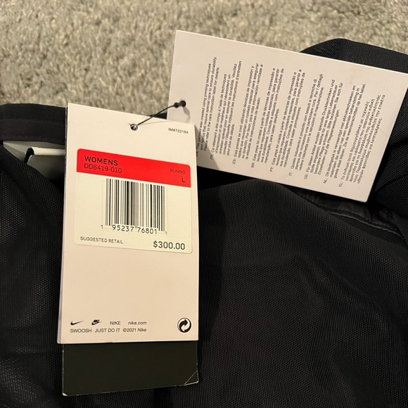 Nike Jacket Reflective sz L - Picture 9 of 15